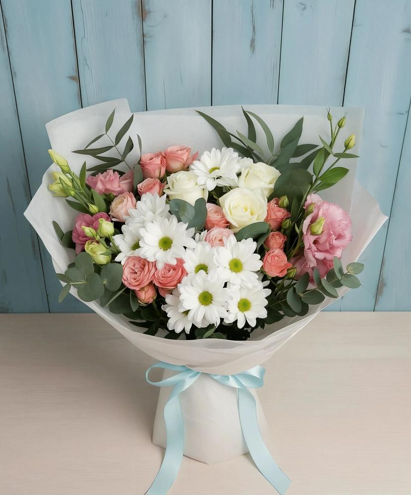 Букет цветов из: Розы, Лизиантусы и Хризантемы в Чесноковка