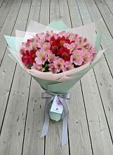 Букет цветов из:  Альстромерии в Чесноковка