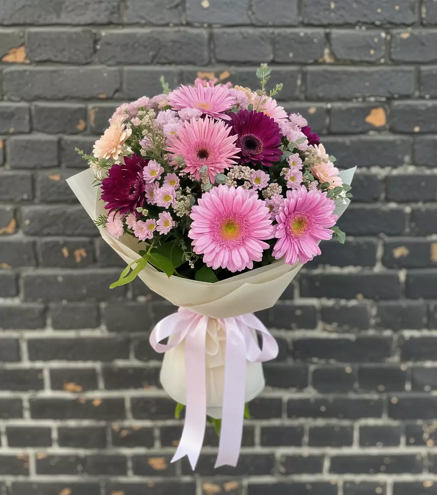 Букет цветов из: Герберы и Хризантемы в Чесноковка