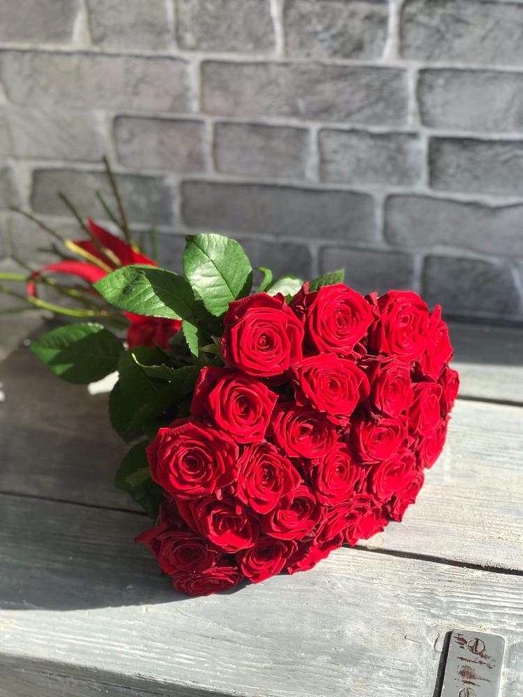 Букет Красные розы Фридом в Чесноковка