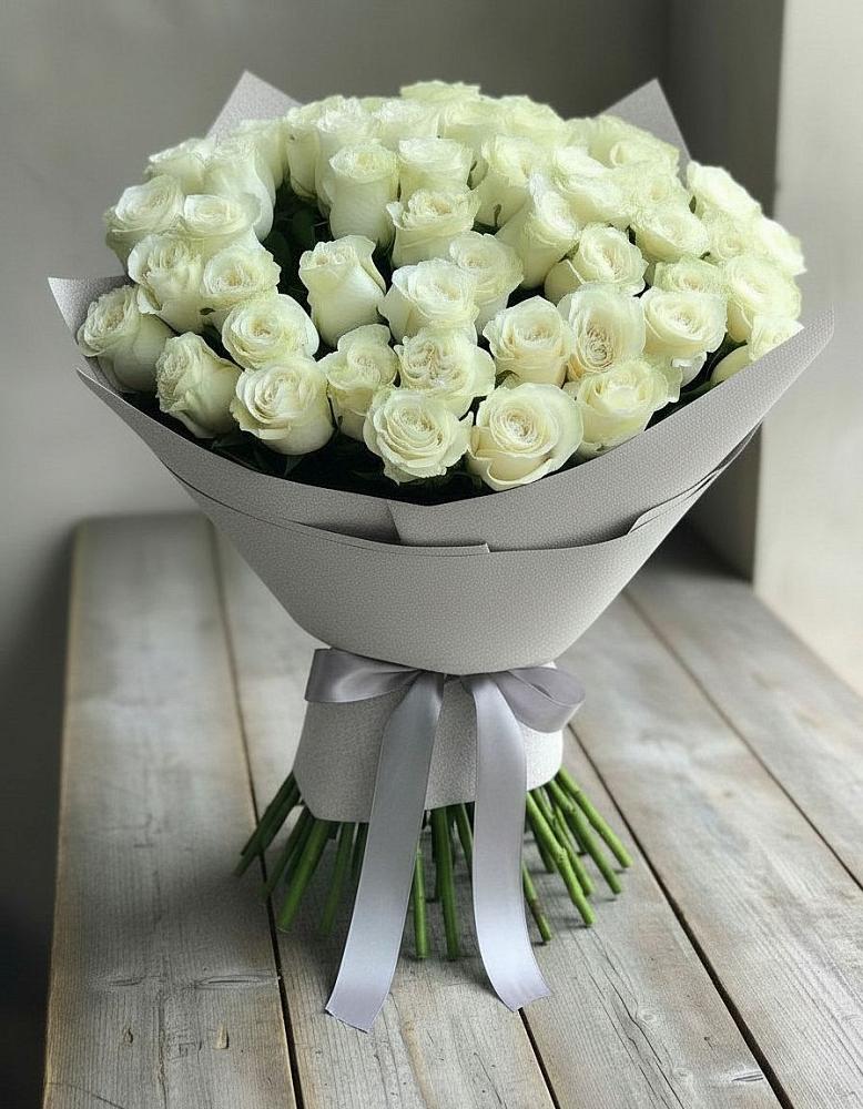 Букет 35 Белых роз в Чесноковка
