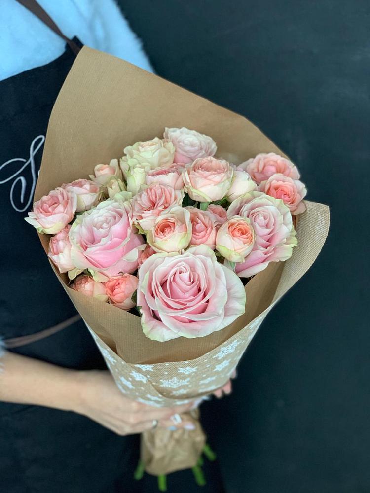 Букет цветов из: Хризантемы и Розы в Чесноковка