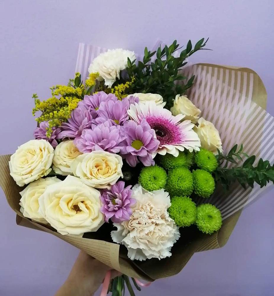 Букет цветов из: Хризантемы, Розы, Гвоздики и Герберы в Чесноковка