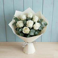 Букет Белые розы в Эвкалипте в Чесноковка