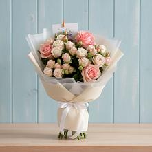 Букет цветов из:  Розы в Чесноковка