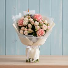 Букет цветов из:  Розы в Чесноковка