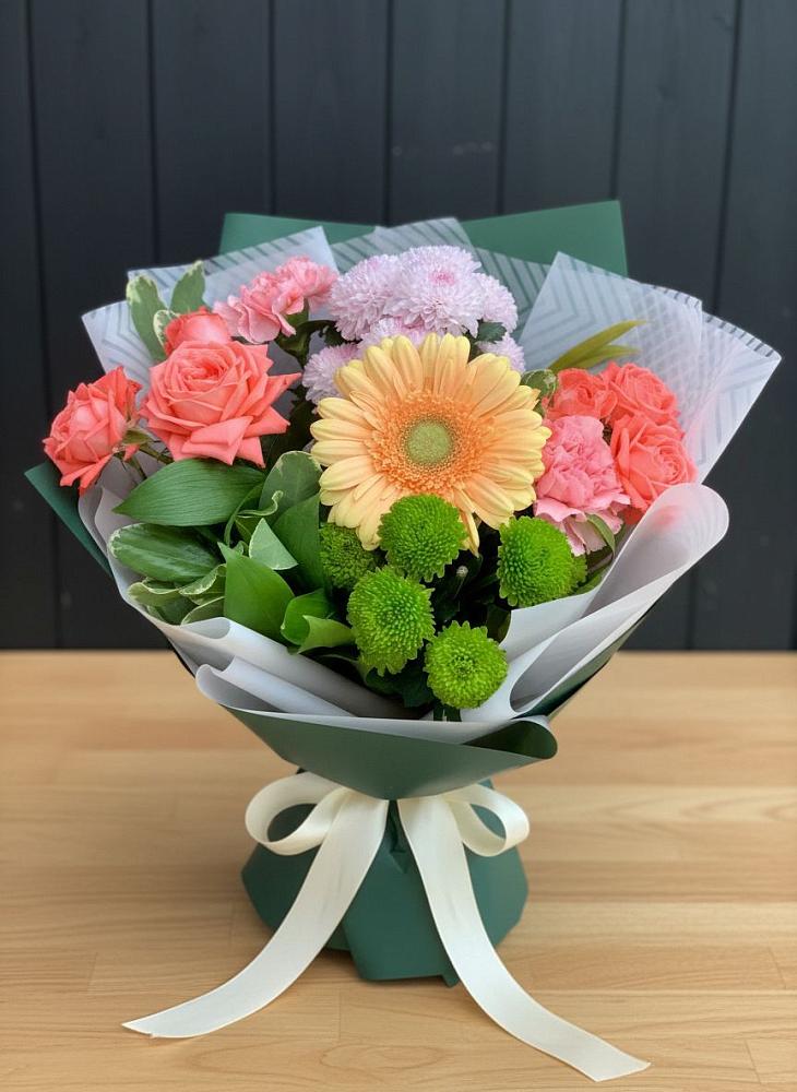 Букет цветов из: Гвоздики, Розы, Герберы и Хризантемы в Чесноковка