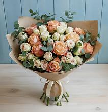 Букет цветов из:  Альстромерии и Розы в Чесноковка