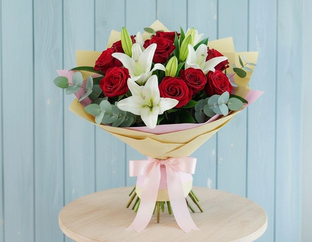 Букет цветов из: Лилии и Розы в Чесноковка